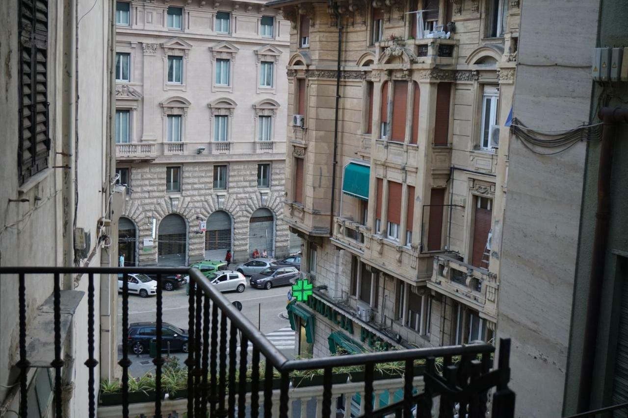 Otello Apartment Генуя Экстерьер фото